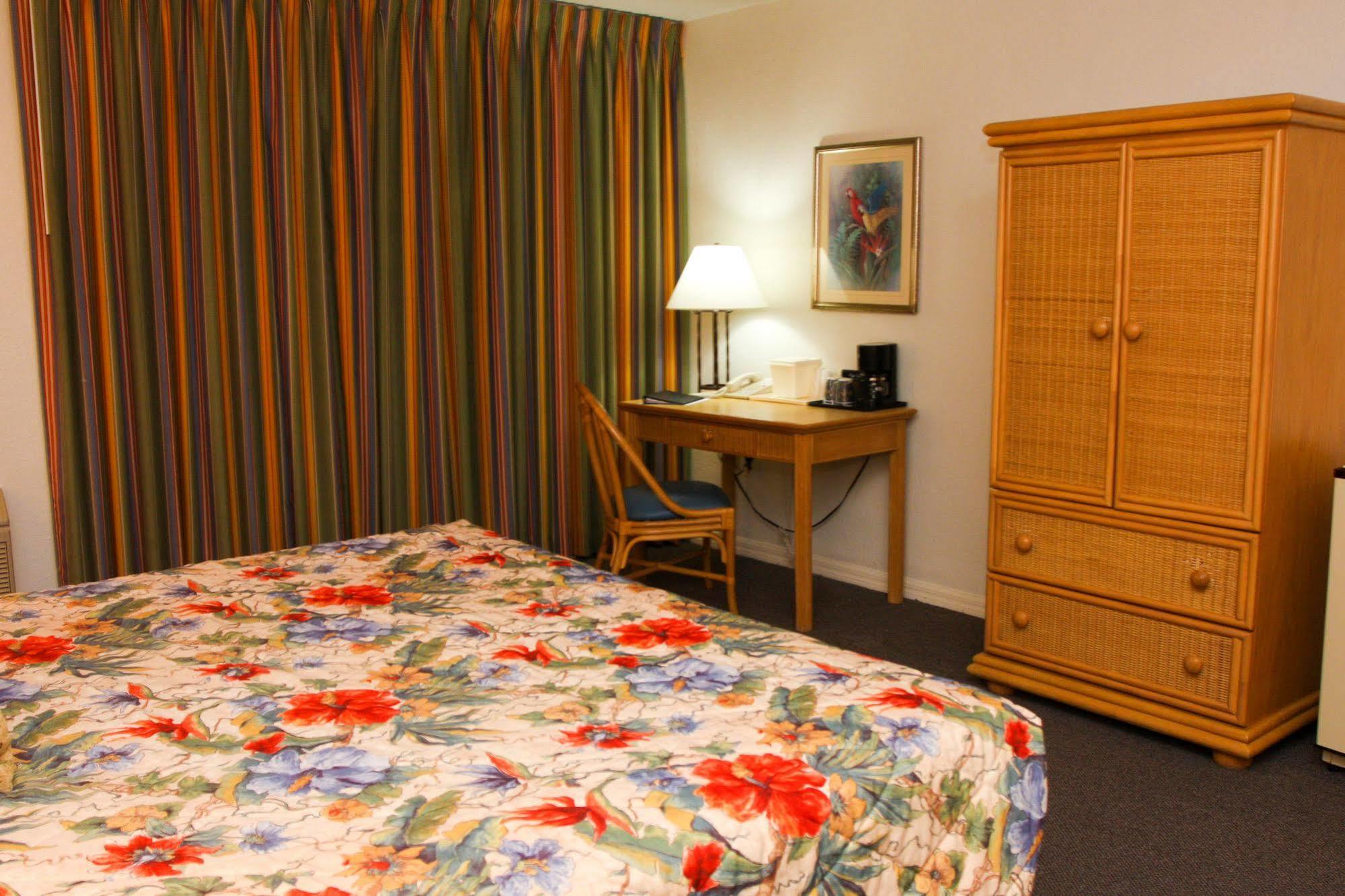 คาสตาเวย์ รีสอร์ต แอนด์ สวีท แกรนด์ บาฮามา ไอส์แลนด์ Hotel ฟรีพอร์ต ภายนอก รูปภาพ