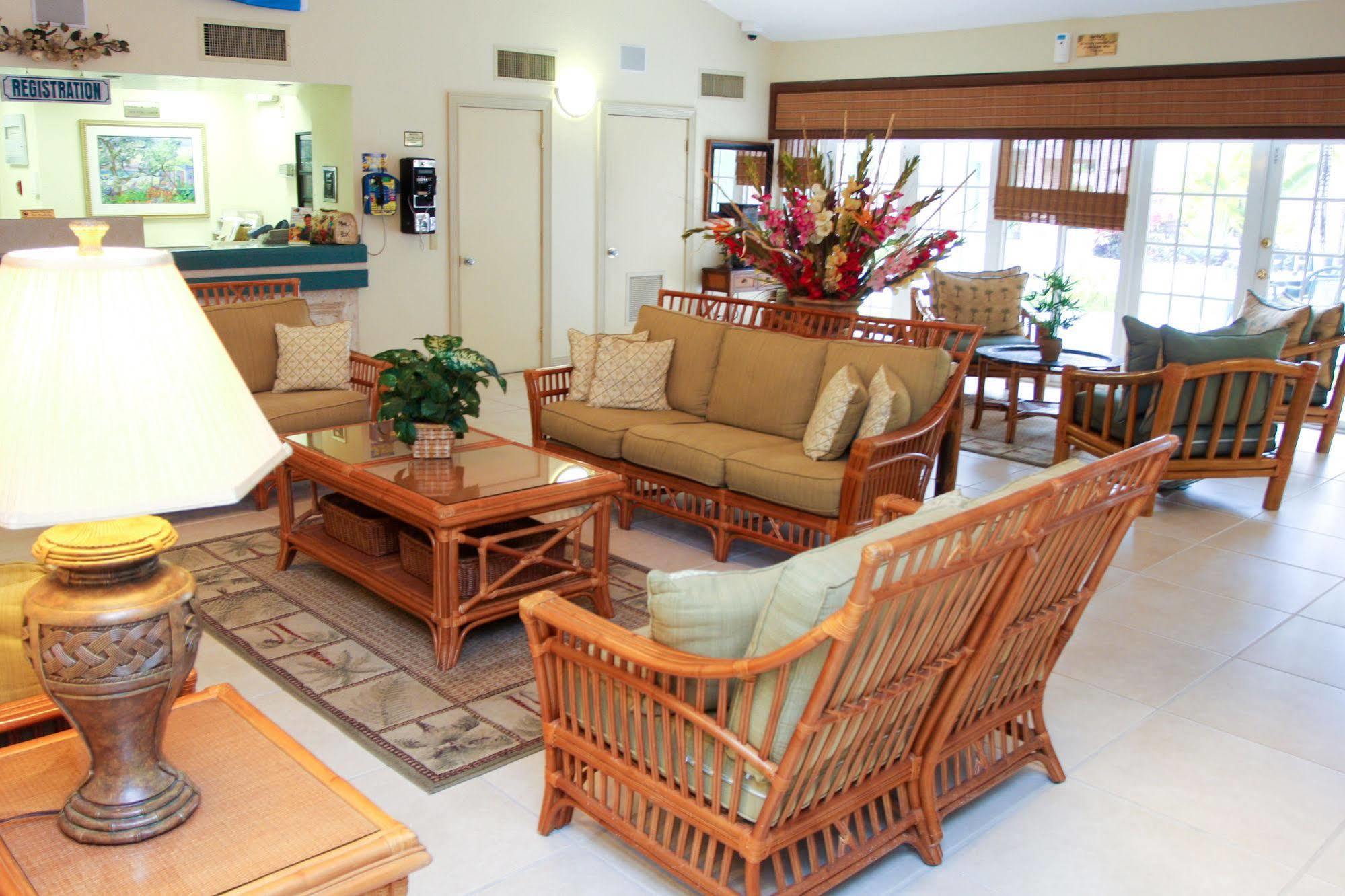 คาสตาเวย์ รีสอร์ต แอนด์ สวีท แกรนด์ บาฮามา ไอส์แลนด์ Hotel ฟรีพอร์ต ภายนอก รูปภาพ